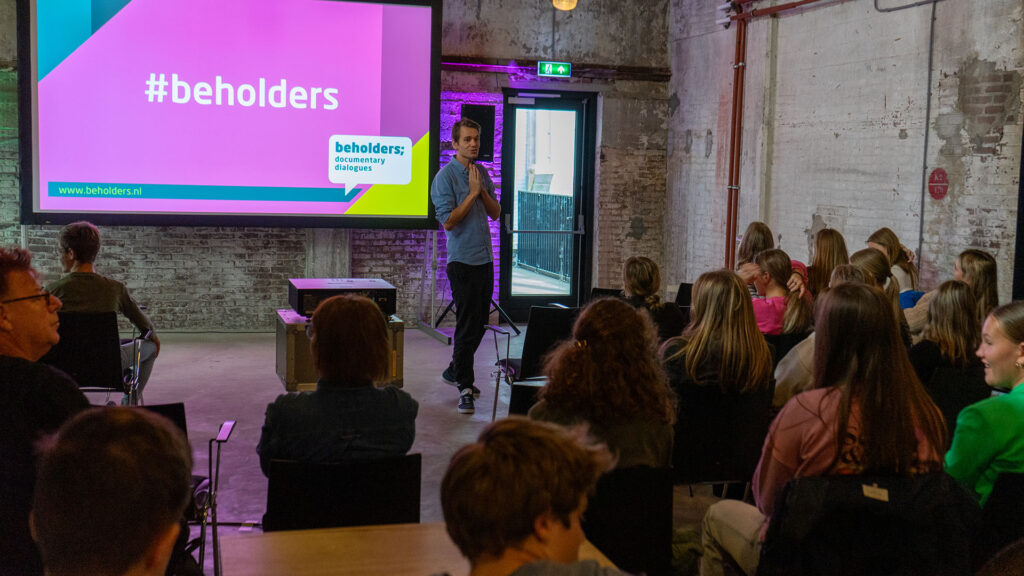 Beholders 2023 - Voortgezet Onderwijs - Wacht Maar Af met Teun van Laake Beholders 2023 - Voortgezet Onderwijs - Wacht Maar Af met Teun van Laake