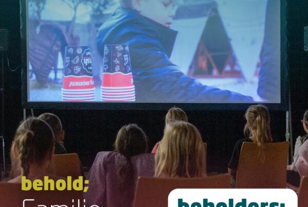 Familieprogramma - Beholders 2026 - Poster
